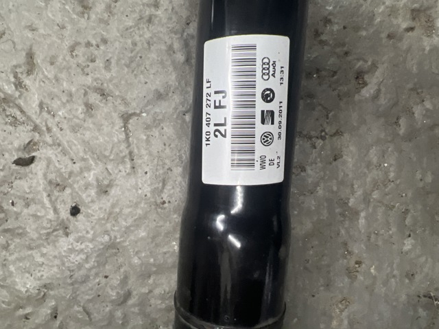 Полуось передняя, правая 1K0407272LF VAG