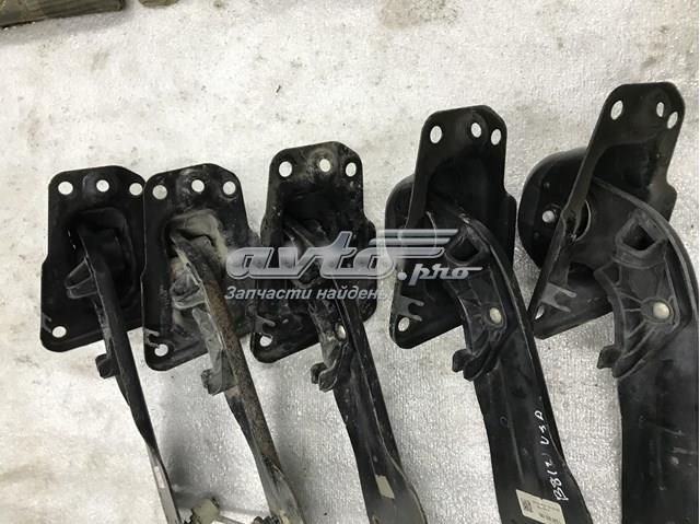 VAG 1K0505129L Кронштейн задней балки в наличии Полтава