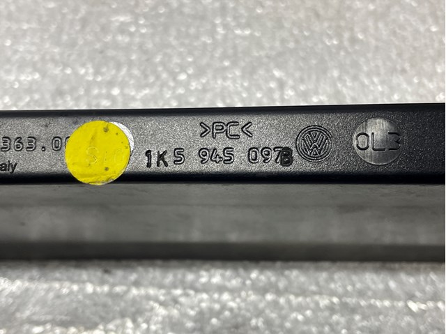 1K5945097B VAG Задний стоп купить в Чернигов