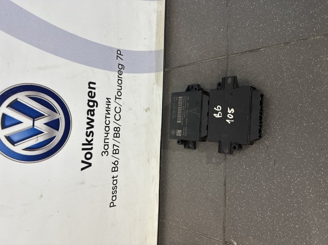 Модуль управления (ЭБУ) парктроником 1T0919475H VAG