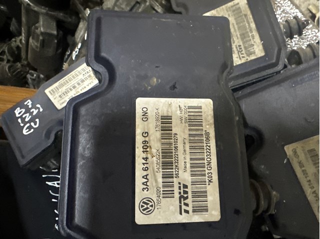 Блок ABS гидравлический 3AA614109G VAG