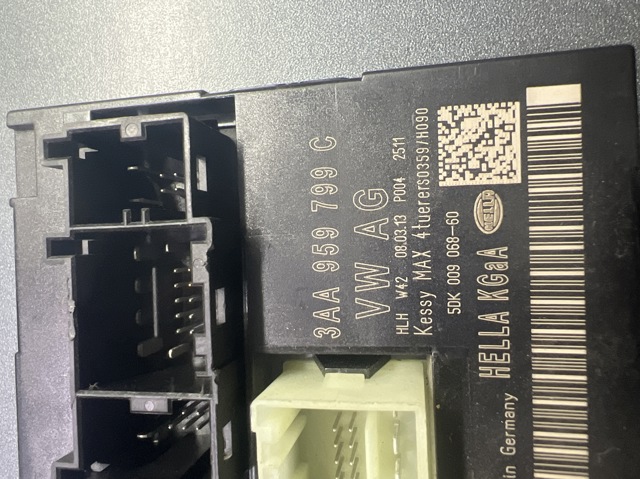 VAG 3AA959799C в наличии Запорожье