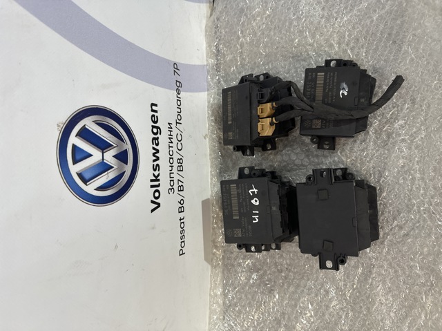 Модуль управления (ЭБУ) парктроником 3AE919475C VAG