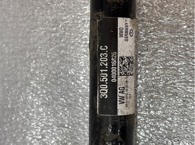 VAG 3Q0501203C Полуось задняя левая в наличии Кривой Рог