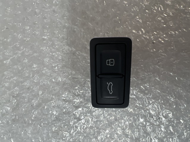 4G0959831D VAG Кнопка привода замка багажника купить в Винница