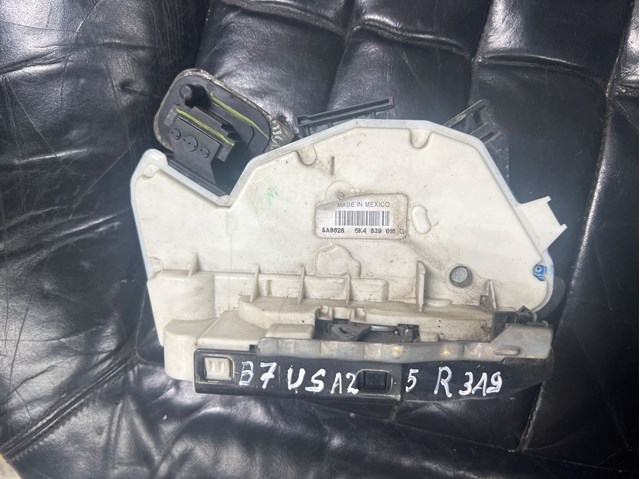 Замок задней двери, правой Фольксваген Пассат B8