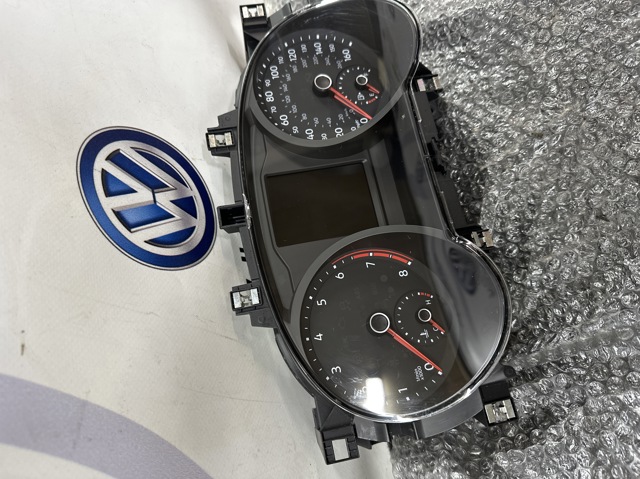 Щиток приборов 5NA920850D VAG