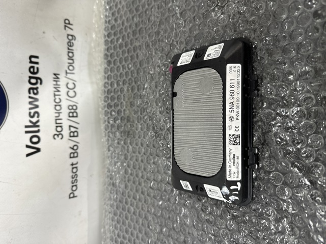 VAG 5NA980611 Антенна в наличии Киев