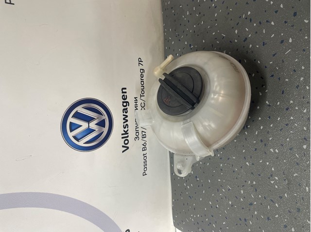Расширительный бачок охлаждения Volkswagen Golf ALLTRACK VII
