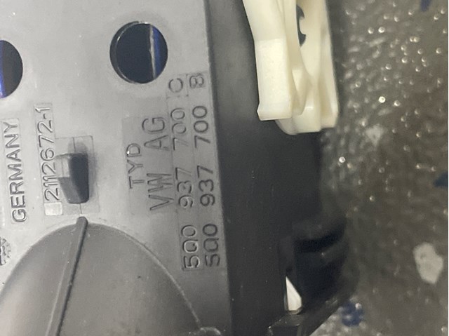VAG 5Q0937700B в наличии Запорожье