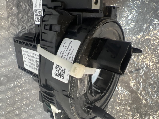 Подрулевой шлейф 5Q0953549E VAG