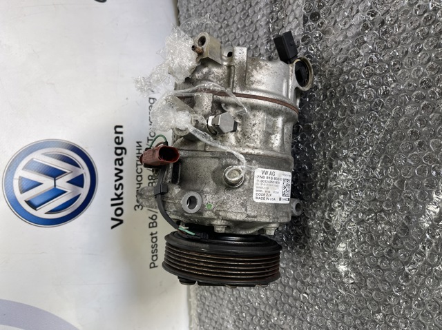 Компрессор кондиционера 7N0816803E VAG