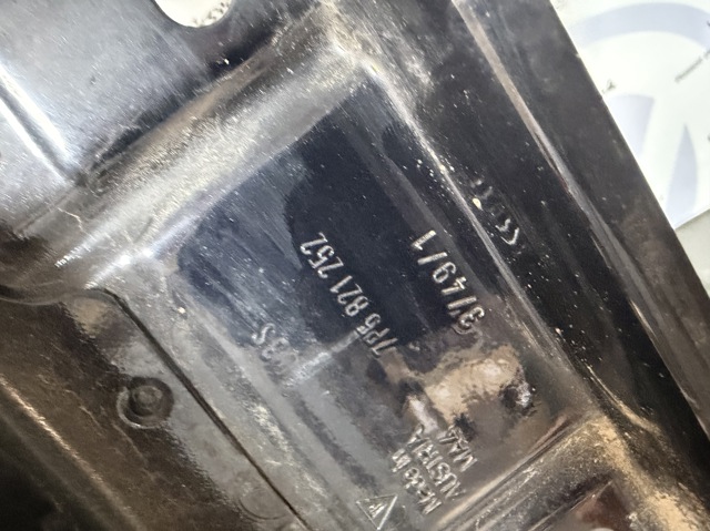 7P5821252 PORSCHE купить в Хмельницкий