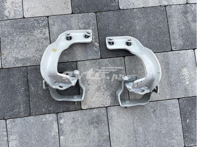 VAG 8R0827299 в наличии Ровно