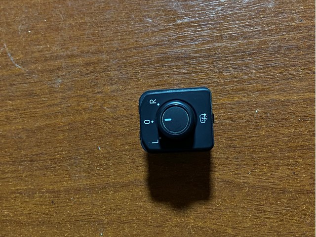 VAG 3G0959565 Блок управления зеркалами заднего вида, на двери в наличии Ровно