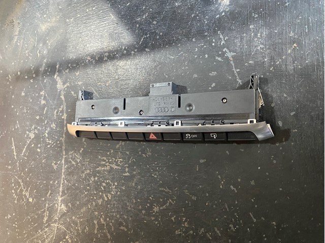 VAG 8V0925301AK Блок кнопок центральной консоли в наличии Черновцы