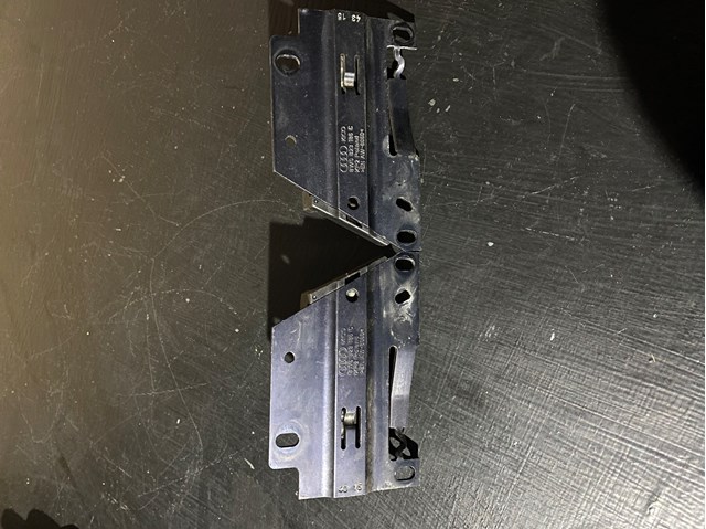 8W0823185C купить Чернигов