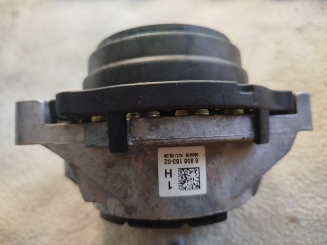 6856183 BMW Подушка (опора) двигателя левая купить в Львов