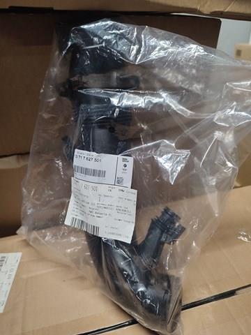 BMW 13717627501 Патрубок воздушный, выход воздушного фильтра в наличии Ровно