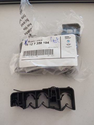 BMW 16127359194 Пистон (клип) крепления подкрылка переднего крыла в наличии Киев