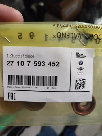 Сальник передний коленчатого вала 27107593452 BMW