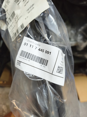 Молдинг бампера переднего, левый 51117445091 BMW