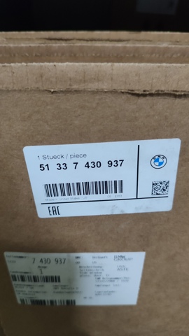 Окно (передней двери) двери 51337430937 BMW