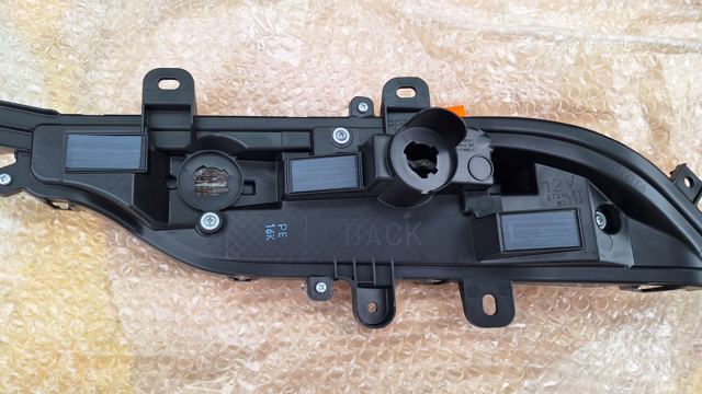 TOYOTA 8154148011 Фонарь противотуманный задний левый в наличии Полтава