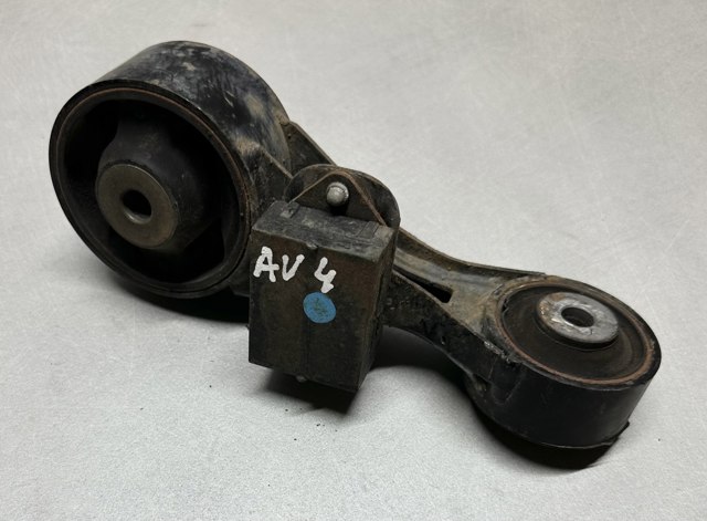 123630V080 TOYOTA Подушка (опора) двигателя верхняя купить в Кривой Рог