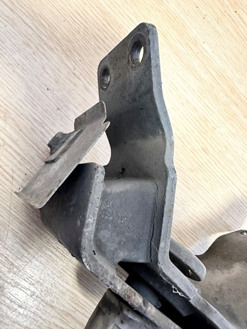 1237150150 TOYOTA Подушка (опора) двигателя задняя купить в Днепр