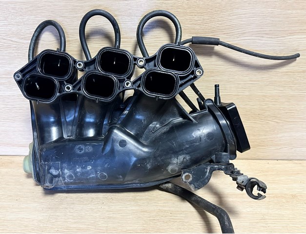TOYOTA 1719031061 Коллектор впускной в наличии Днепр