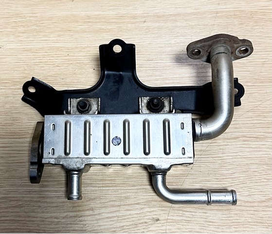 TOYOTA 2568031040 Радиатор системы EGR в наличии Одесса