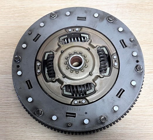 Диск сцепления 3127048020 TOYOTA