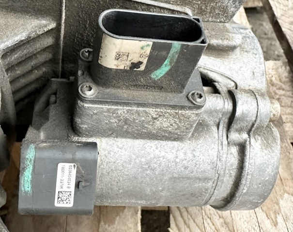 33107595261 BMW Задний редуктор купить в Тернополь