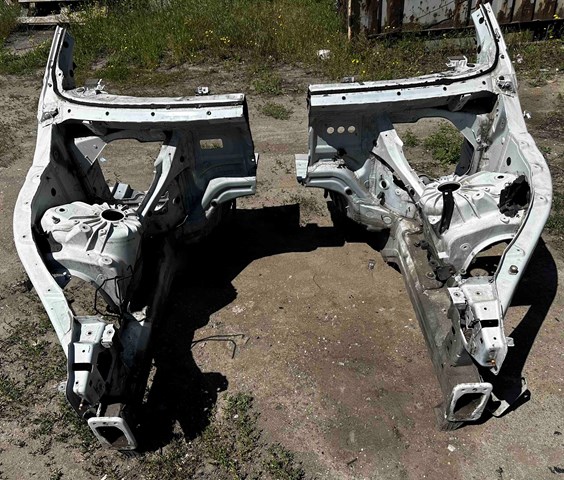 Лонжерон передний левый 41117174281 BMW