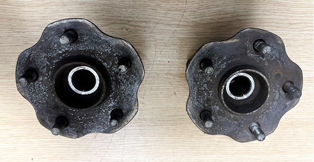 4241048060 TOYOTA Задняя ступица купить в Сумы