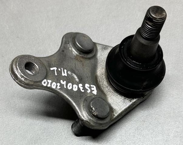 Шаровая опора, нижняя Toyota RAV4 III