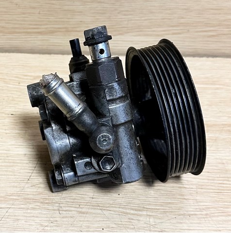 TOYOTA 4431048070 Насос гидроусилителя руля (ГУР) в наличии Николаев