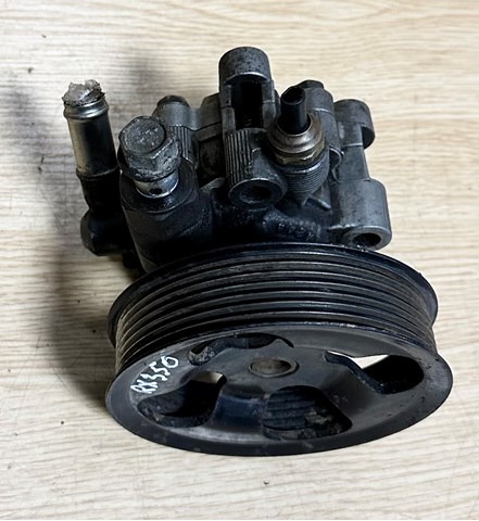 TOYOTA 4431048070 Насос гидроусилителя руля (ГУР) в наличии Ирпень