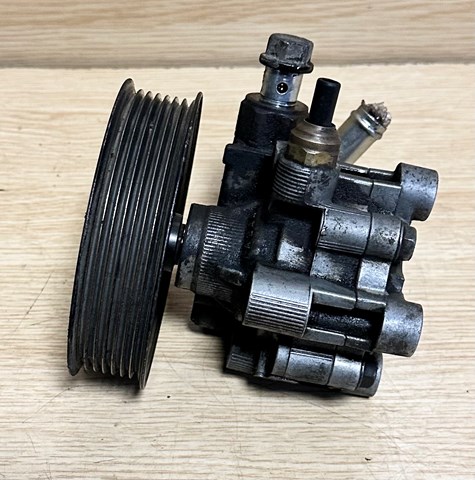 4431048070 TOYOTA Насос ГУР купить в Сумы