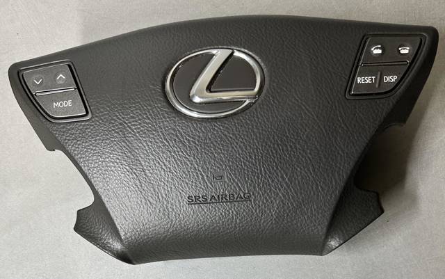 Подушка безопасности водителя 4513050260E0 TOYOTA