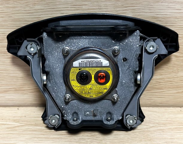 4513060311C0 TOYOTA Подушка безопасности водителя купить в Львов