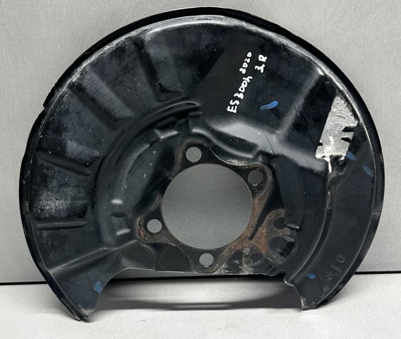 Кожух тормозного диска заднего правый 4780306010 TOYOTA