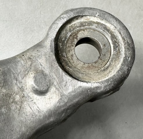 TOYOTA 4862030300 Нижний рычаг в наличии Житомир