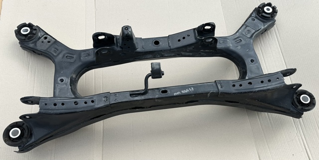 5120606130 TOYOTA Балка задней подвески (подрамник) купить в Украина