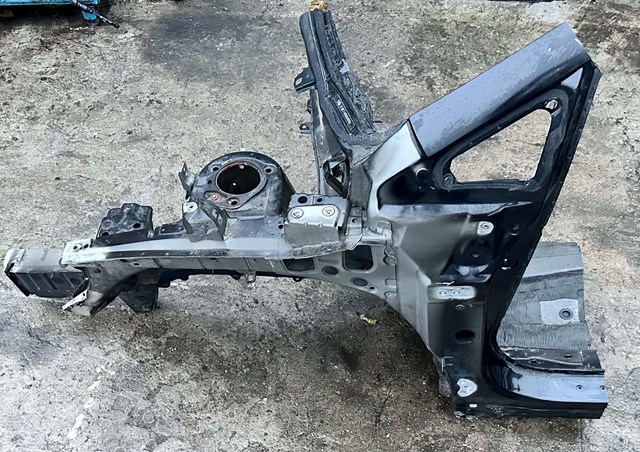 Панель брызговика моторного отсека, левая 5370248040 TOYOTA
