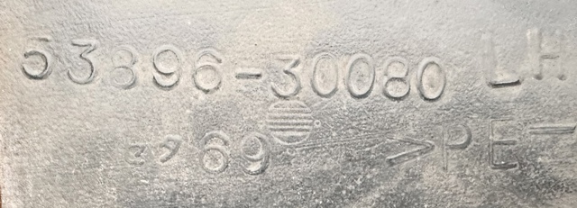 TOYOTA 5387630110 Подкрылок передний левый в наличии Днепр