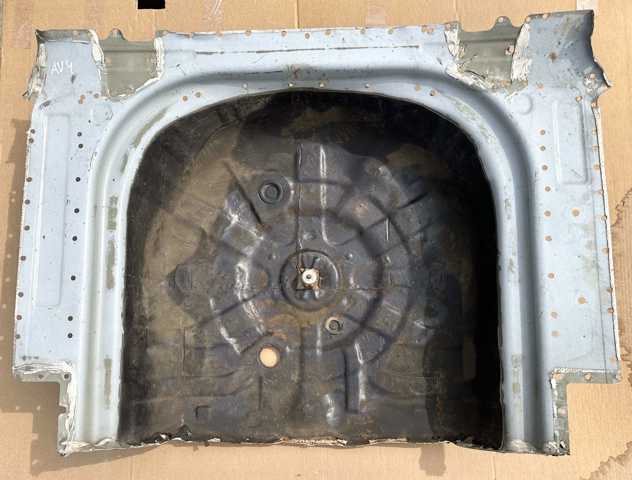 Ниша запасного колеса 5831106171 TOYOTA