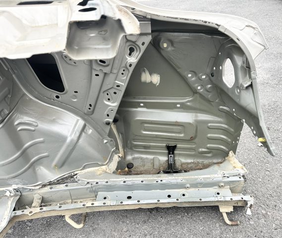 6160106130 TOYOTA Крыло заднее правое купить в Днепр