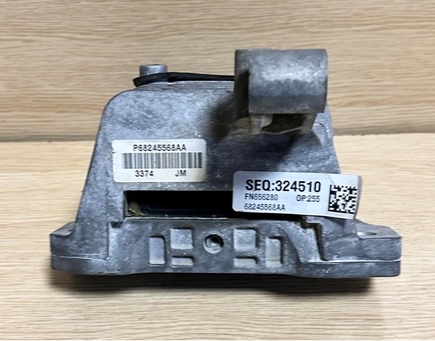 Подушка двигателя 68245567AA CHRYSLER